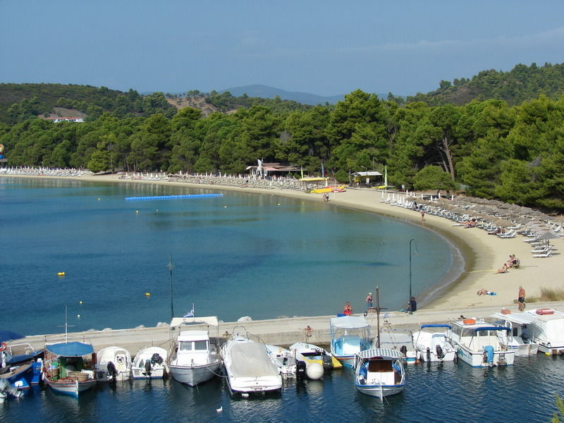 Caravos Hotel Koukounaries Exterior photo